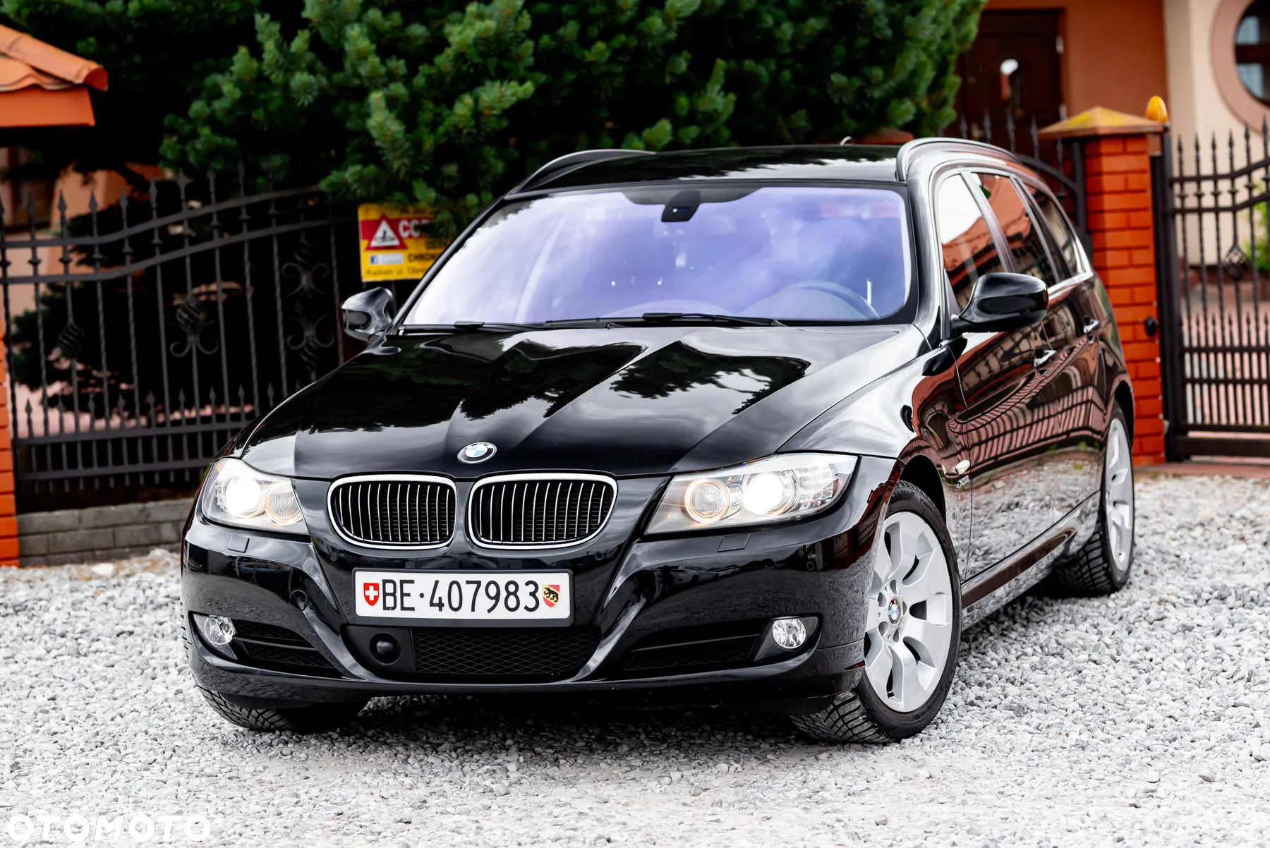 BMW Seria 3 325i xDrive Touring Edition Sport - 5