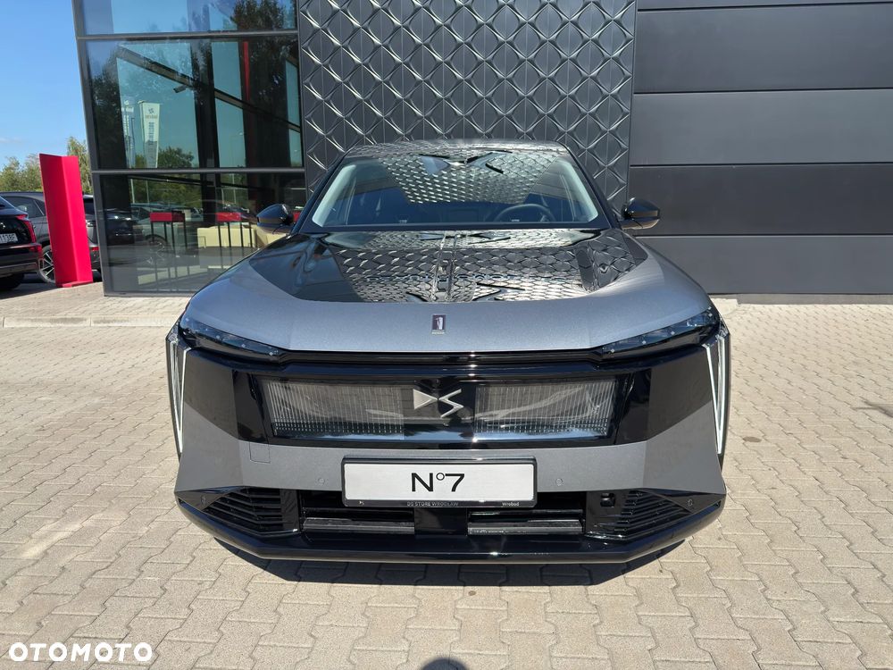 DS Automobiles N°7 1.2 mHEV La Premiere eDCS6 - 4