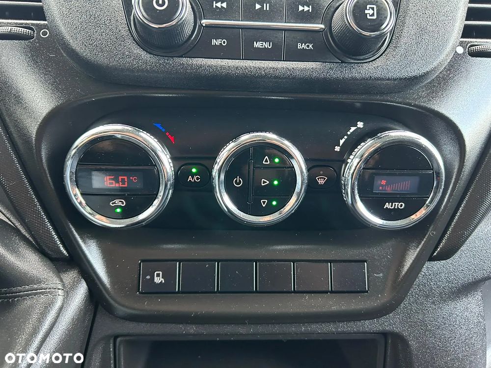 Iveco Daily 35C16 3.0 HPI Kontener 8 palet + winda 750kg + drzwi boczne **Niski przebieg**Na drążku**Wzmocniony**Climatronic**Sprowadzony**2022R** - 14