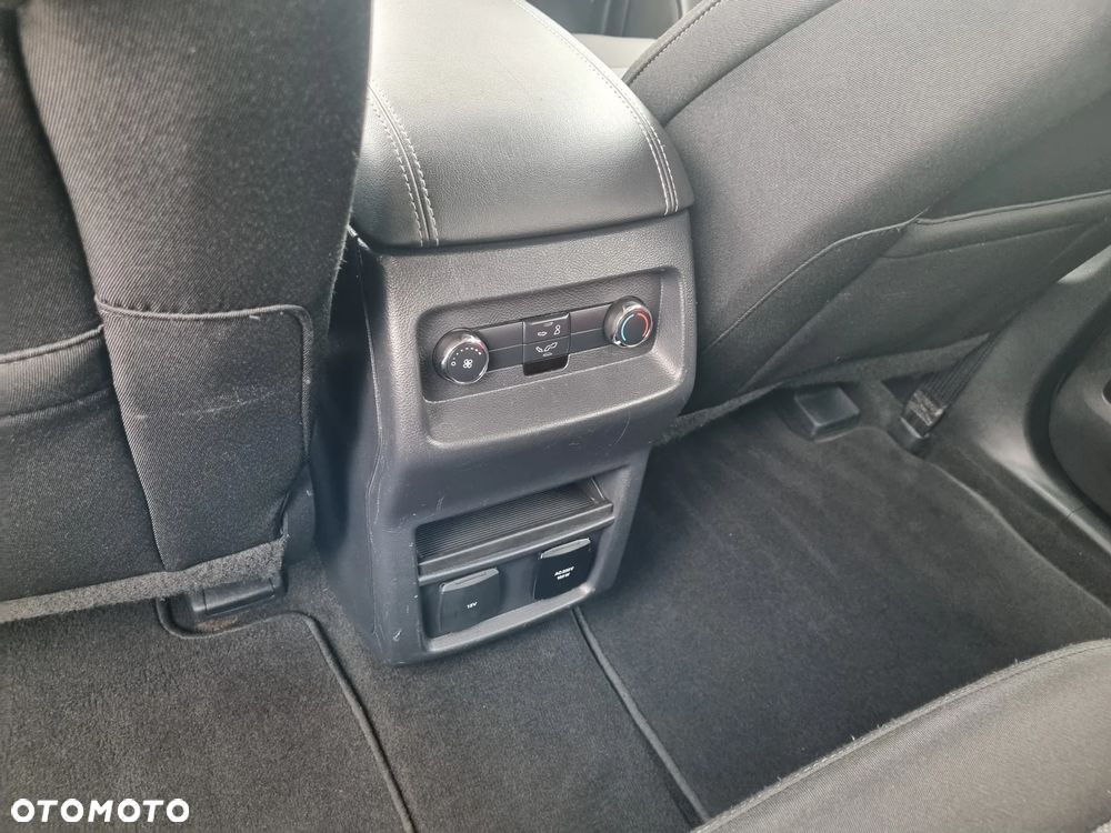 Ford Galaxy 2.0 EcoBlue Titanium - 19