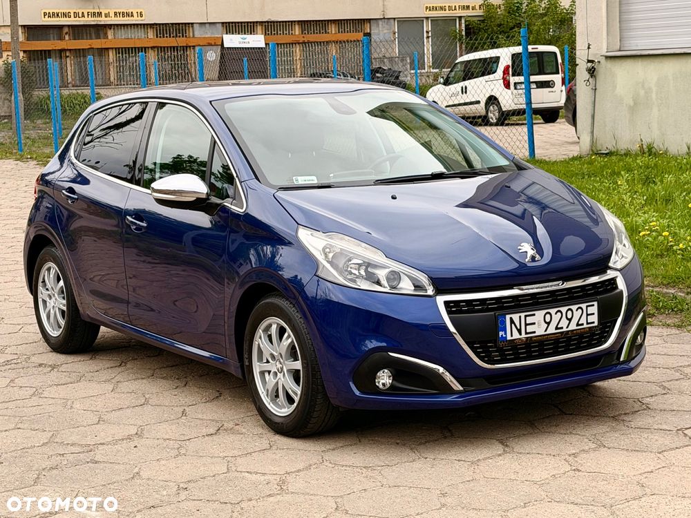 Peugeot 208 1.2 PureTech Allure - 5