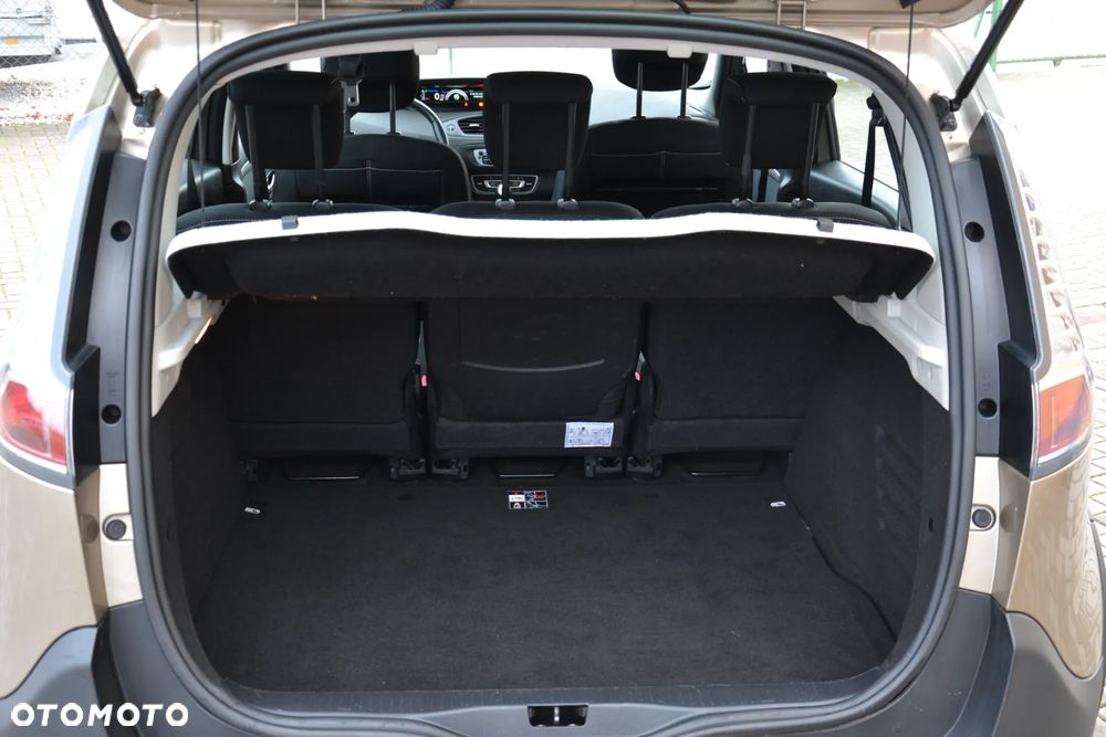 Renault Scenic dCi 110 Xmod Paris - 34