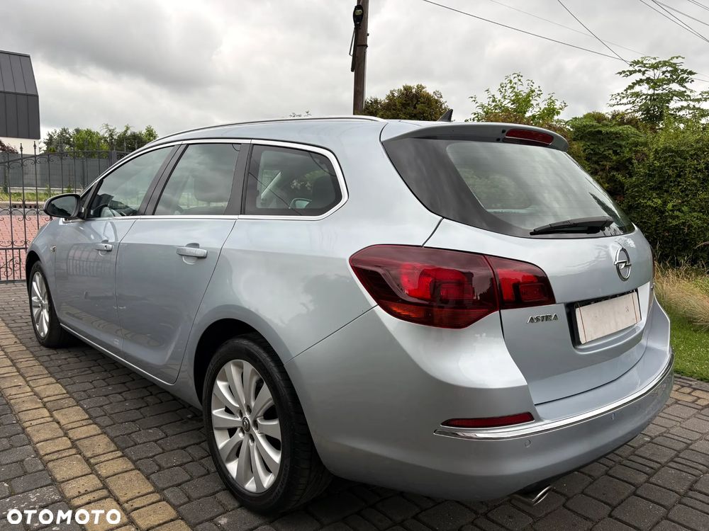 Opel Astra 1.4 Turbo Cosmo - 5