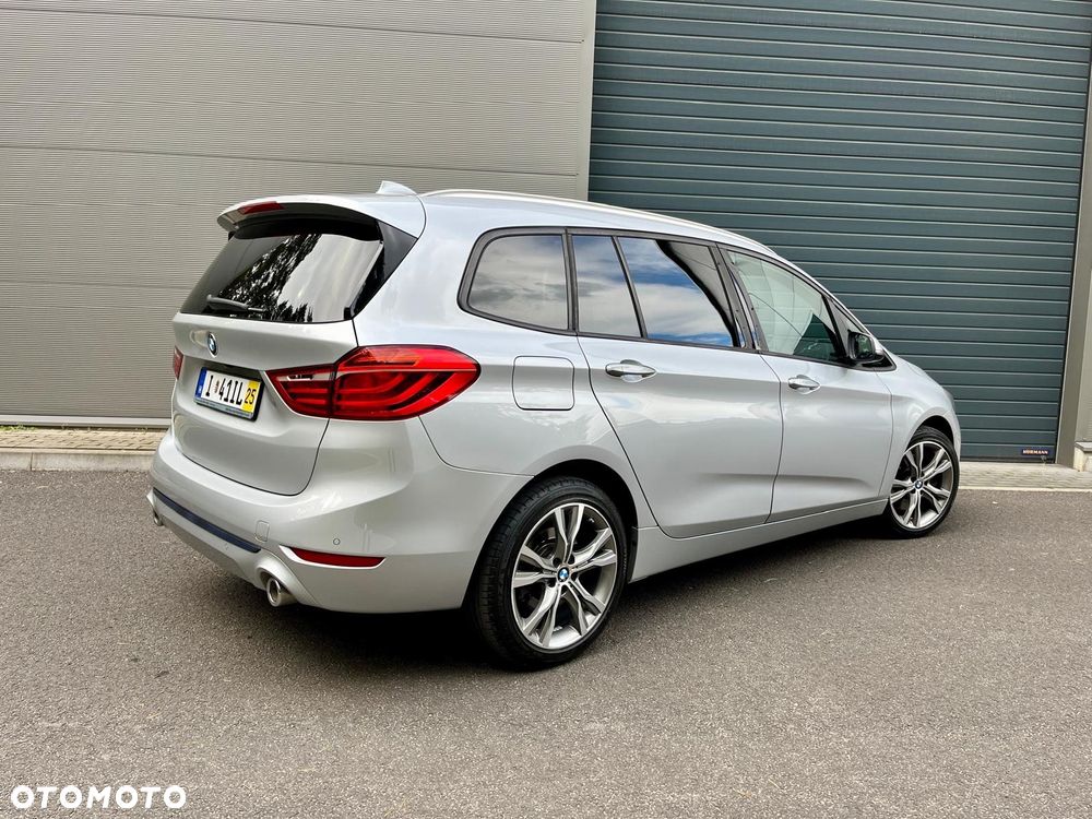 BMW Seria 2 220d Gran Tourer xDrive Sport-Aut Sport Line - 9