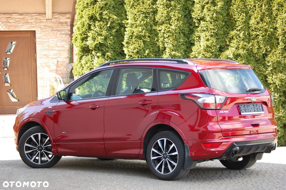 Ford Kuga 2.0 TDCi 4x4 ST-Line - 11