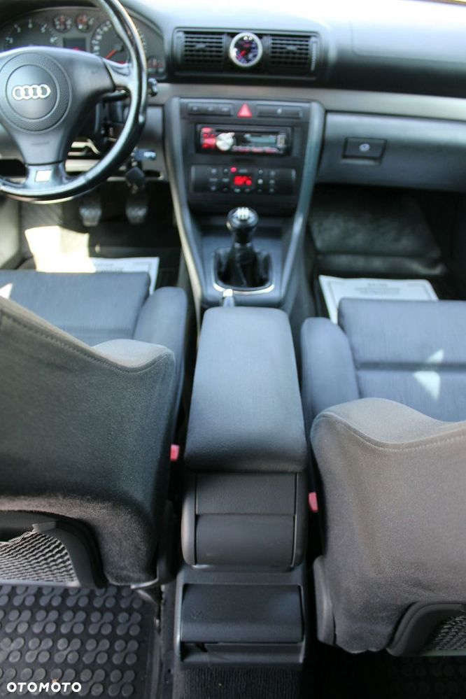 Audi A4 Limousine 1.8T - 25