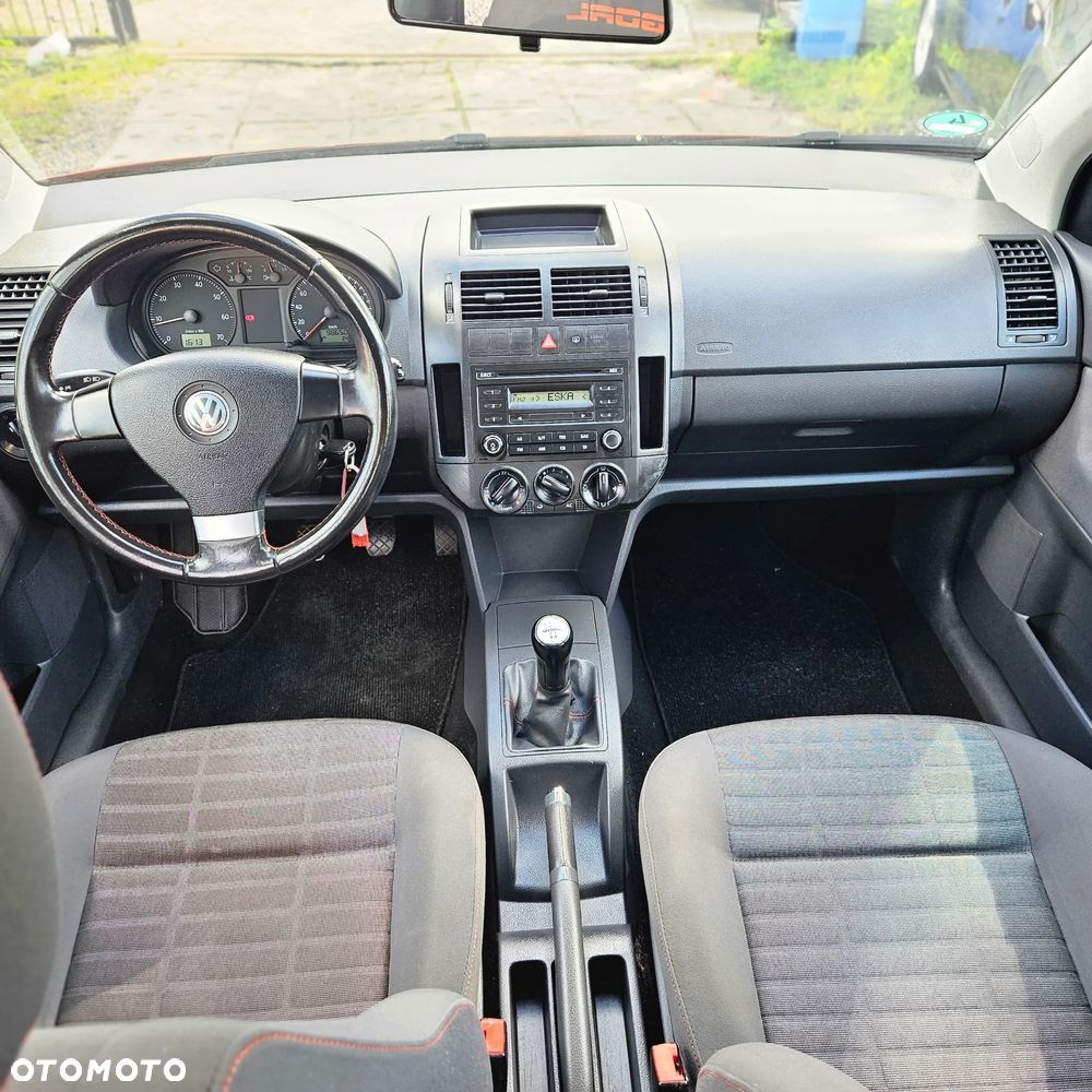 Volkswagen Polo - 16