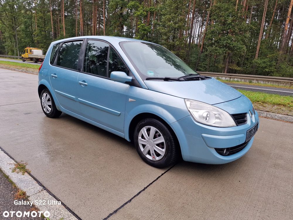 Renault Scenic 1.6 16V Emotion - 1