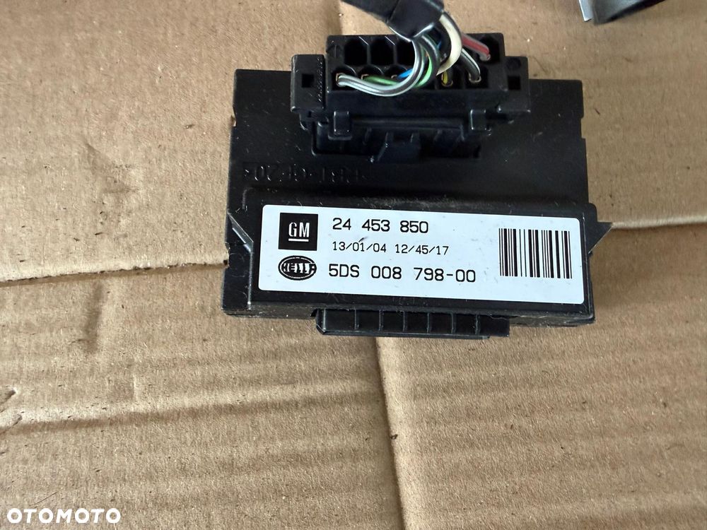 Wiązka haka moduł Opel Astra H III 24453850 24467515 - 4