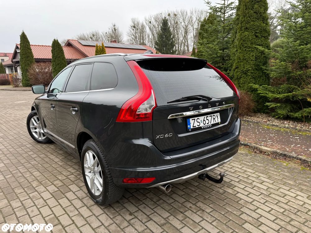 Volvo XC 60 D3 Drive-E Momentum - 3
