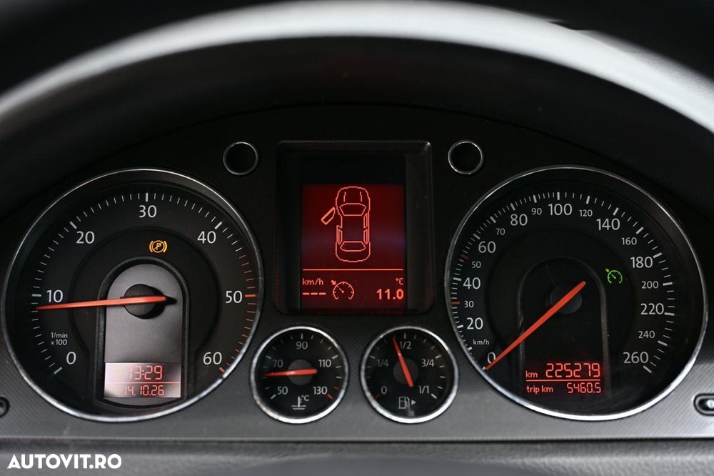 Volkswagen Passat - 15