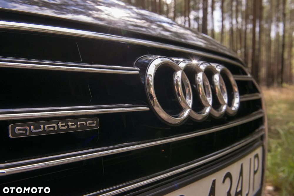 Audi A6 Avant 2.0 TDI quattro S tronic - 33