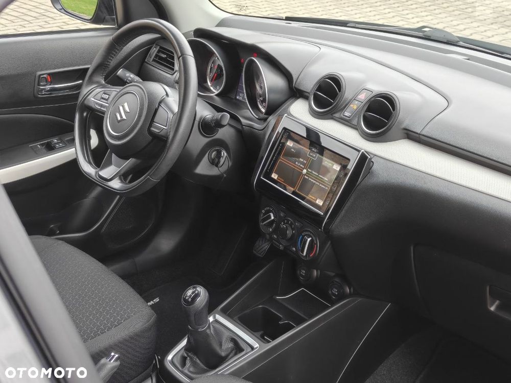 Suzuki Swift 2019 photo 4