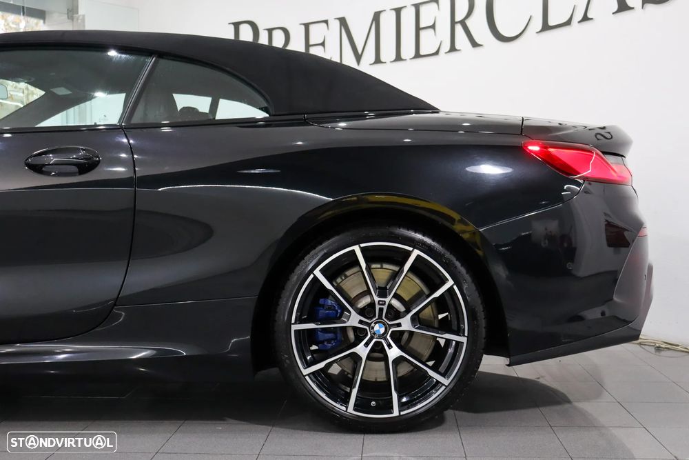 BMW 840 d xDrive Pack M - 29