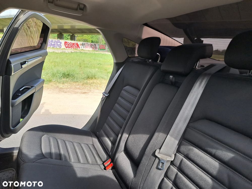 Ford Mondeo - 14