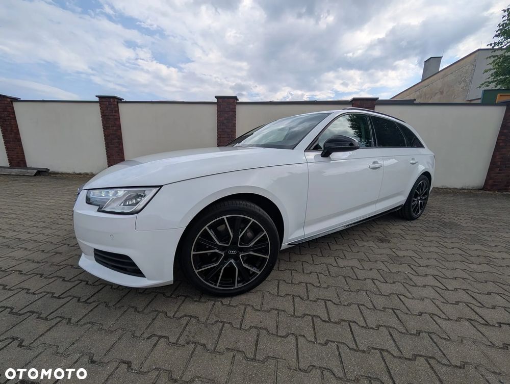 Audi A4 Avant 40 TDI Quattro S tronic - 1