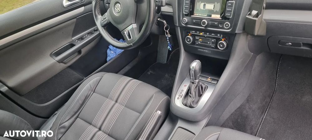 Volkswagen Golf 2.0 TDI DPF DSG MATCH - 5