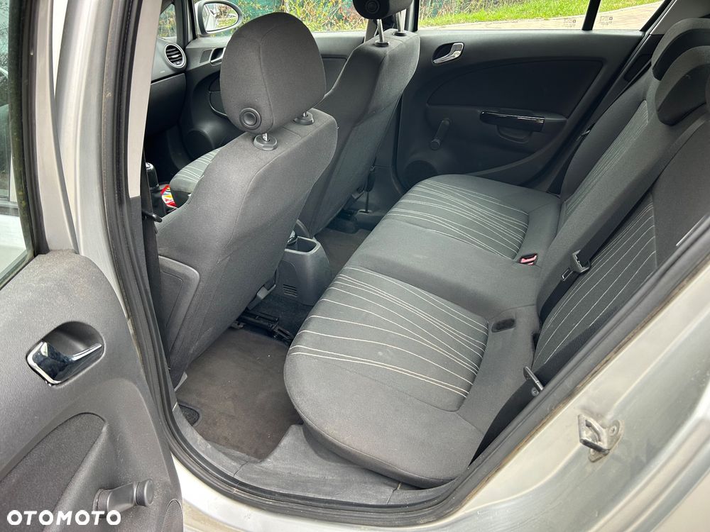 Opel Corsa 1.2 16V Cosmo - 10