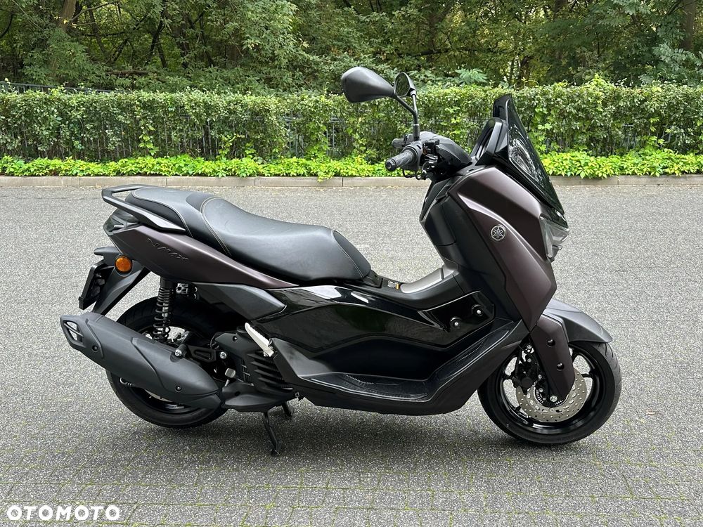 Yamaha NMAX - 6