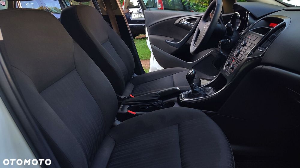 Opel Astra 1.6 Color Edition - 8