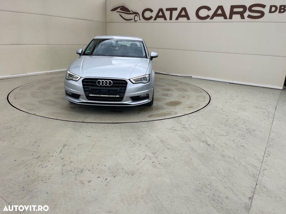 Audi A3 1.4 TFSI Stronic Ambition - 2