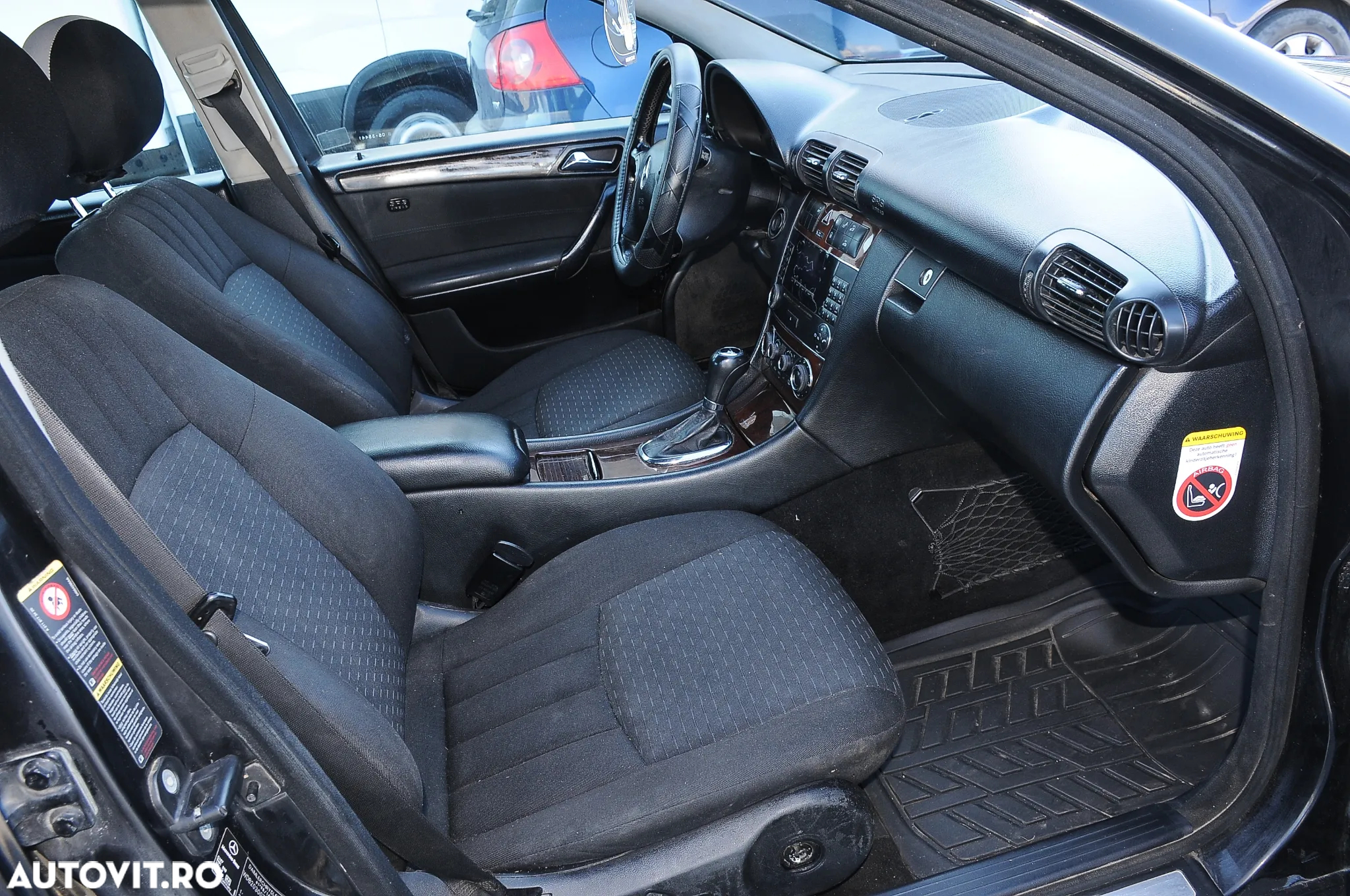 Mercedes-Benz C - 7