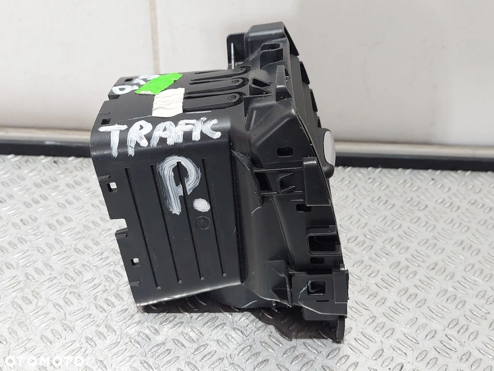 KRATKA NAWIEWU PRAWA RENAULT TRAFIC III 3 R2016 1,6 DCI 145KM NR 226979 - 2