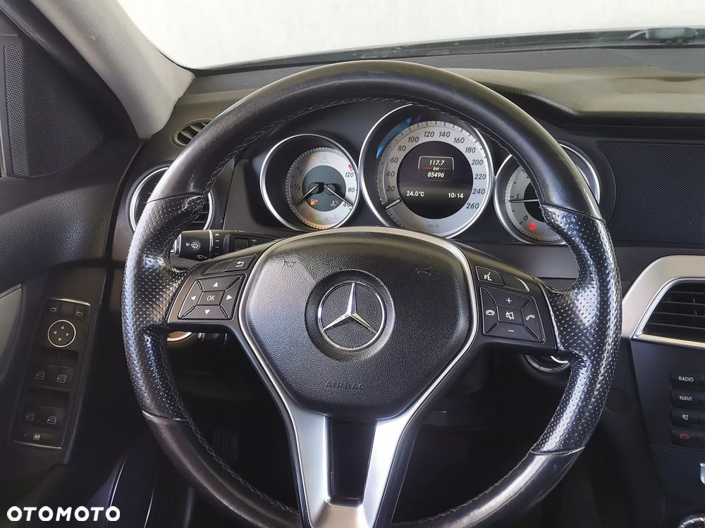 Mercedes-Benz Klasa C 200 CDI BlueEff Elegance - 11