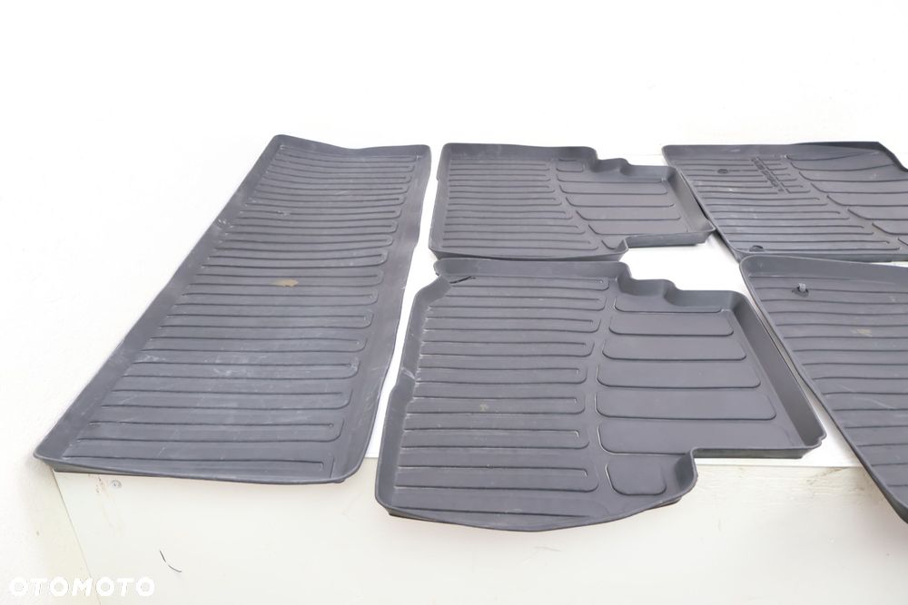 TOYOTA LAND CRUISER 200 08-11 DYWANIKI GUMOWE - 3