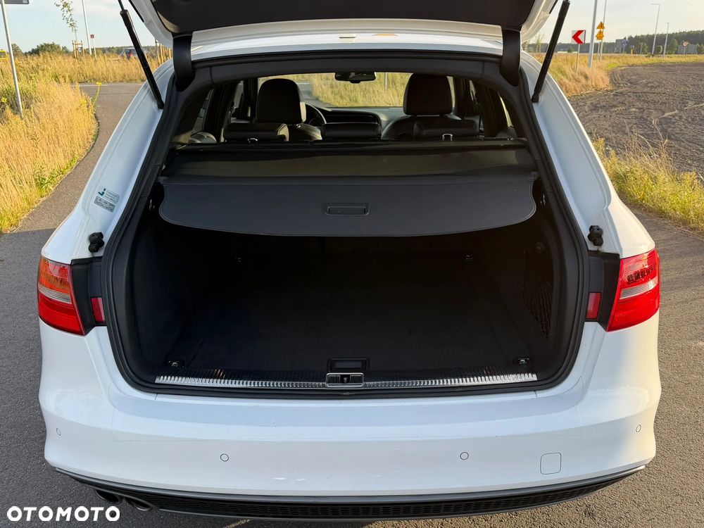 Audi A4 Avant - 11