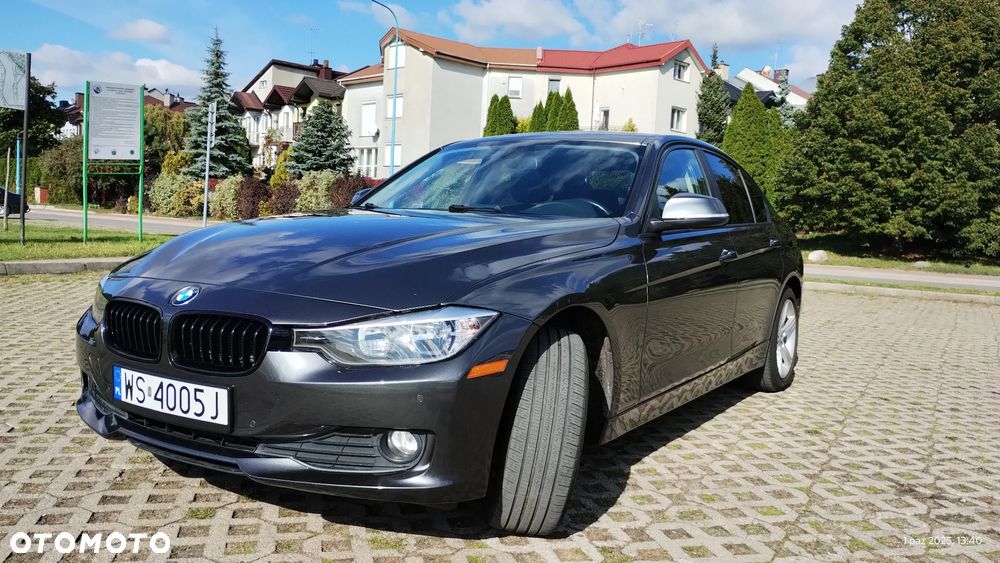 BMW Seria 3 320i xDrive - 1