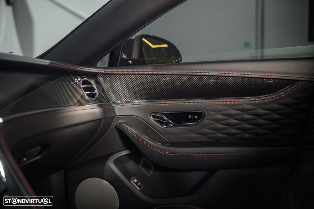 Bentley Flying Spur V8 Mulliner - 25