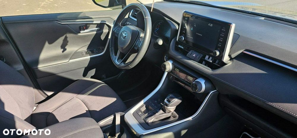 Toyota RAV4 - 25