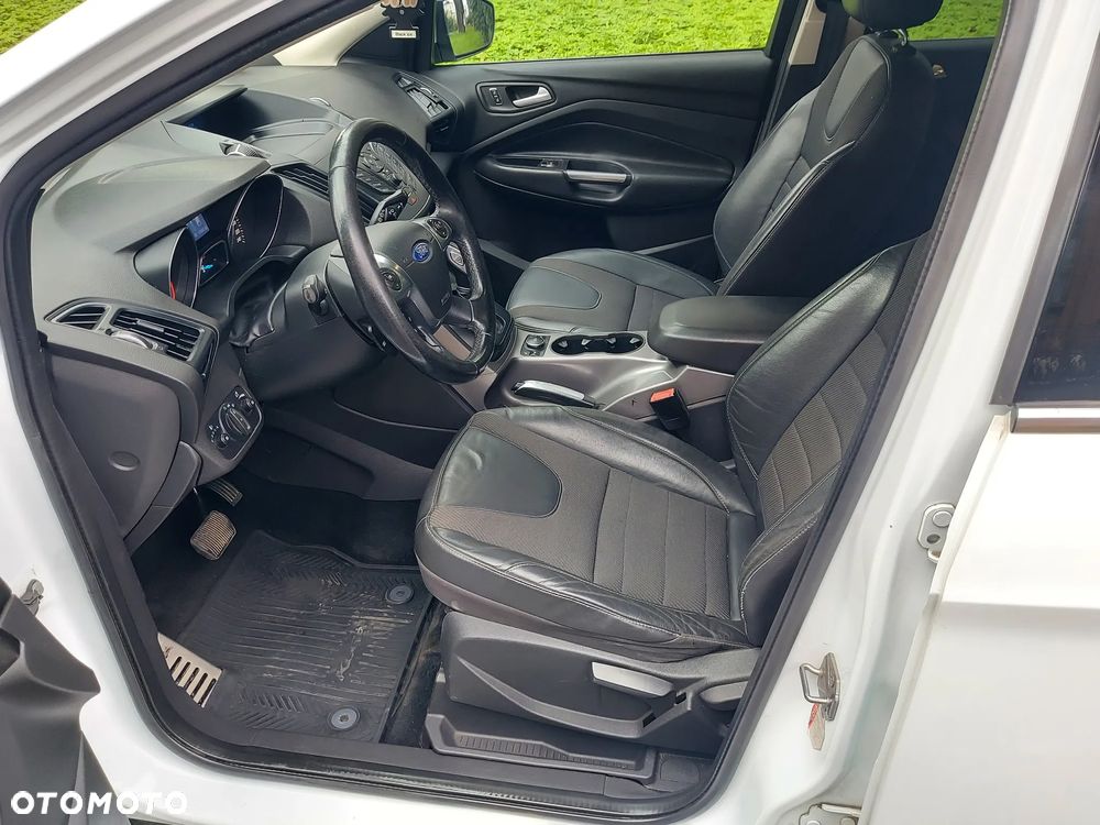 Ford Kuga 2.0 TDCi 4WD Titanium - 13