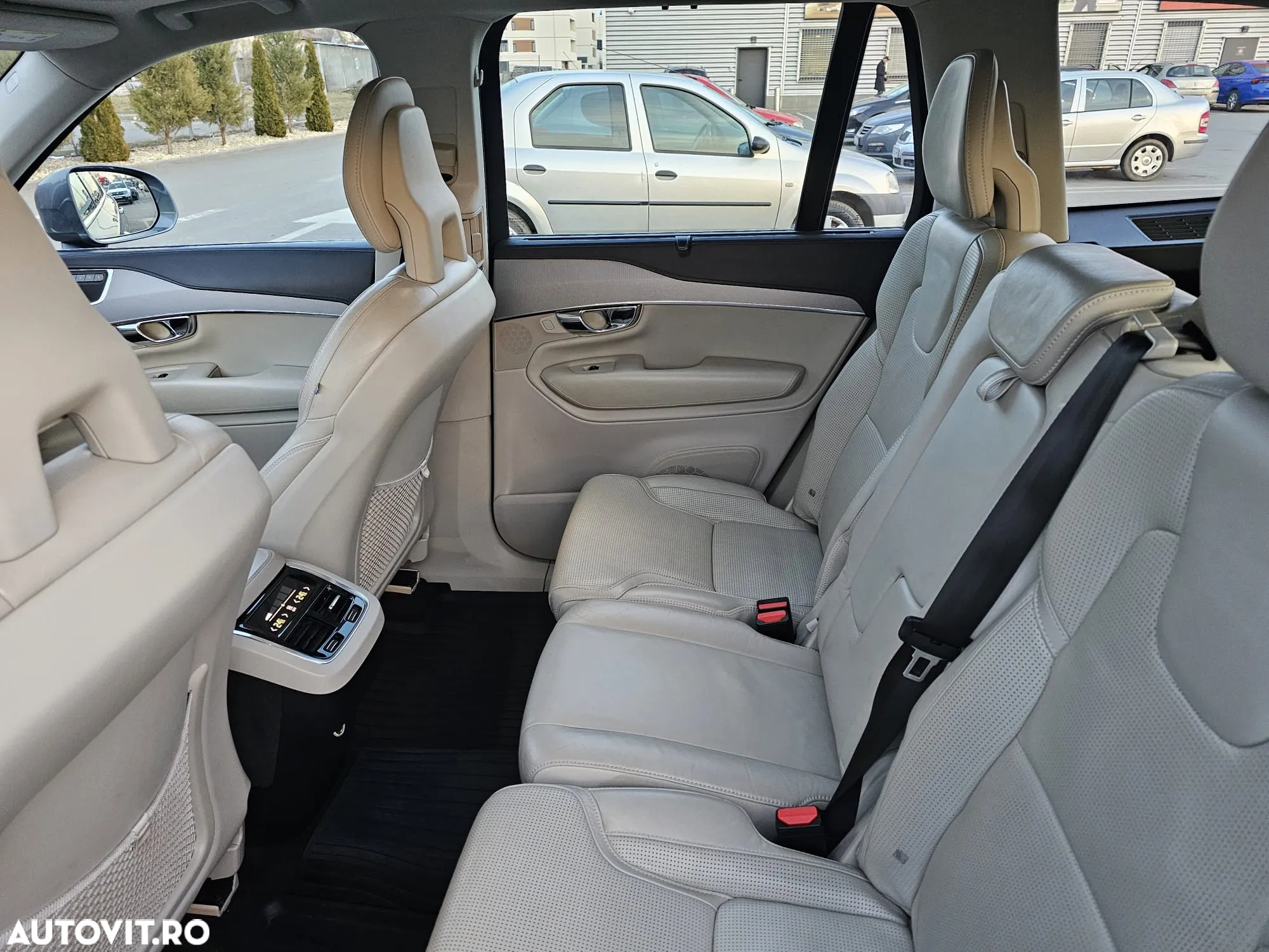 Volvo XC 90 D5 AWD Inscription - 18