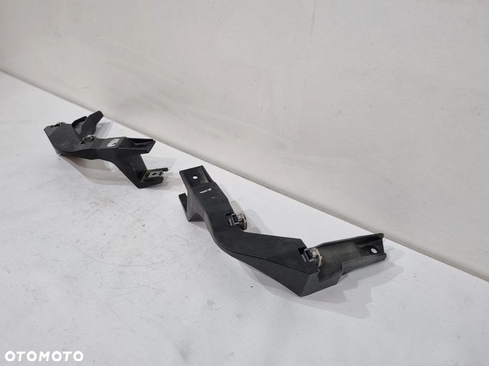 BMW I3 I01 ŚLIZG MOCOWANIE WSPORNIK LAMPY LEWY PRAWY 7331555 7331556 - 3