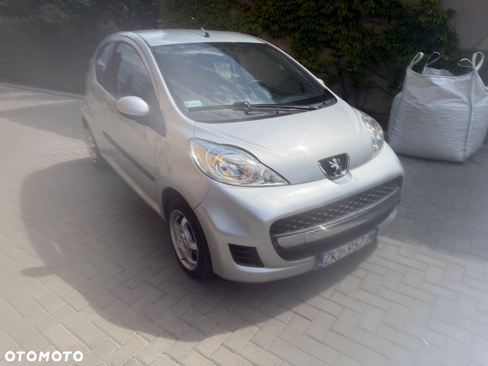 Peugeot 107 1.0 Trendy - 12