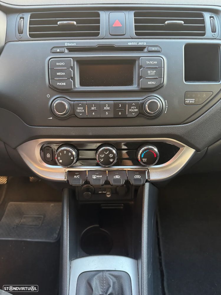 Kia Rio 1.2 CVVT EX - 15