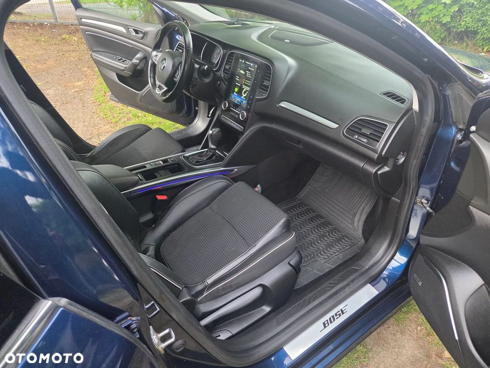 Renault Megane ENERGY TCe 130 EDC BOSE EDITION - 35