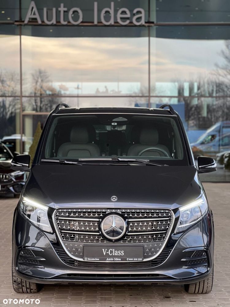 Mercedes-Benz Klasa V - 2