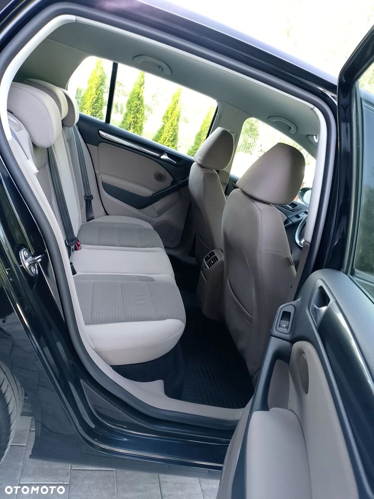 Volkswagen Golf 1.4 TSI Highline DSG - 18