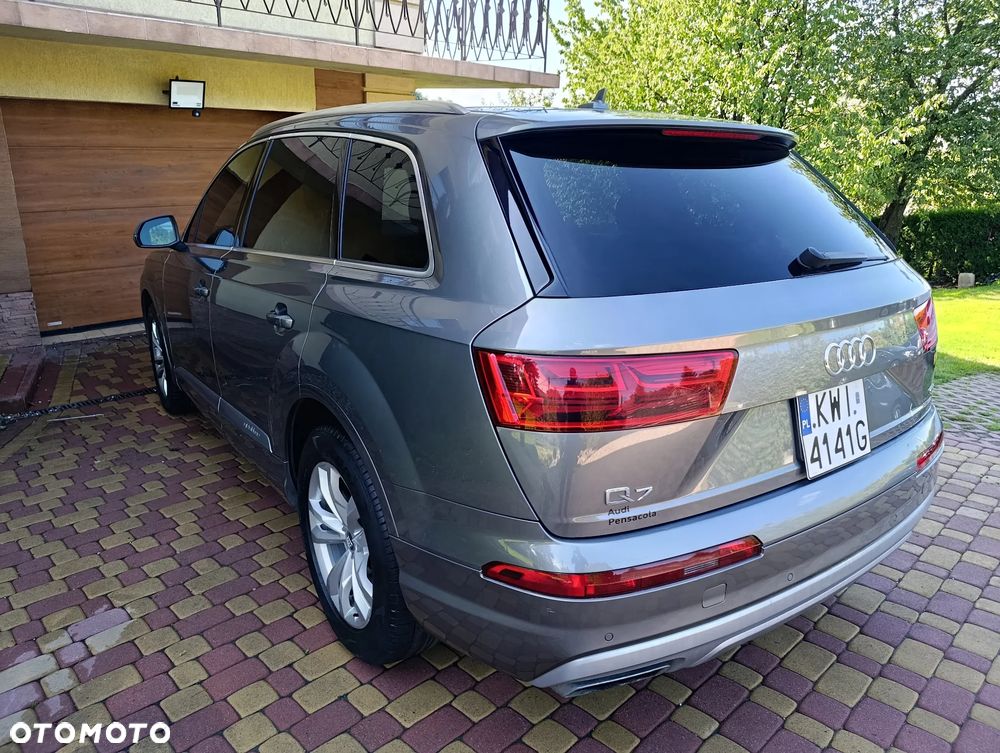 Audi Q7 - 6