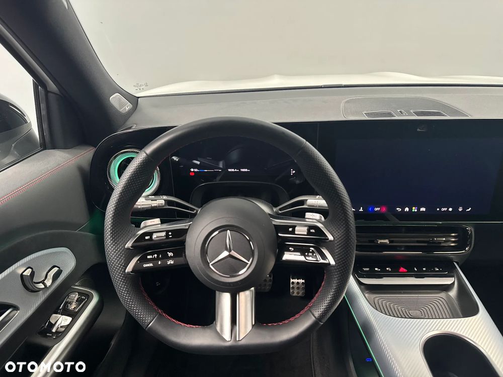 Mercedes-Benz GLB 220 mHEV 4-Matic 8G-eDCT - 26