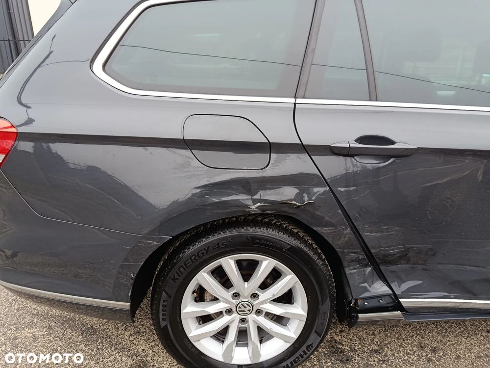 Volkswagen Passat 2.0 TDI SCR (BlueMotion Technology) DSG Comfortline - 26