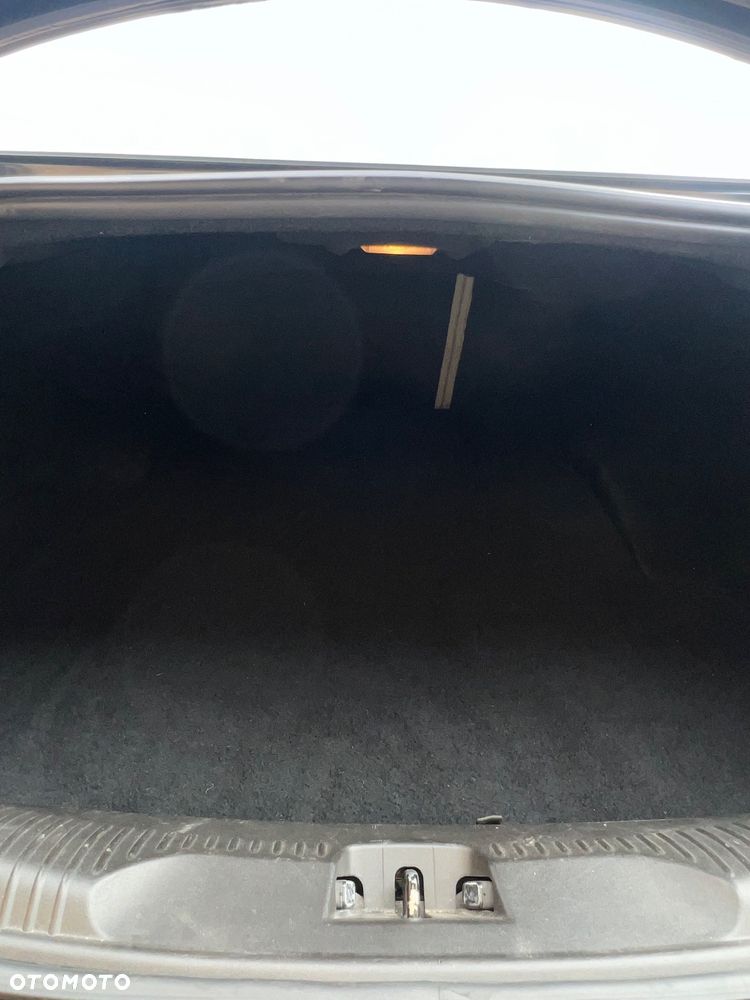 Jaguar XF 2.7 V6 D Premium Luxury - 15