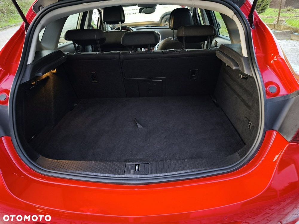 Opel Astra IV 1.6 T Cosmo - 16