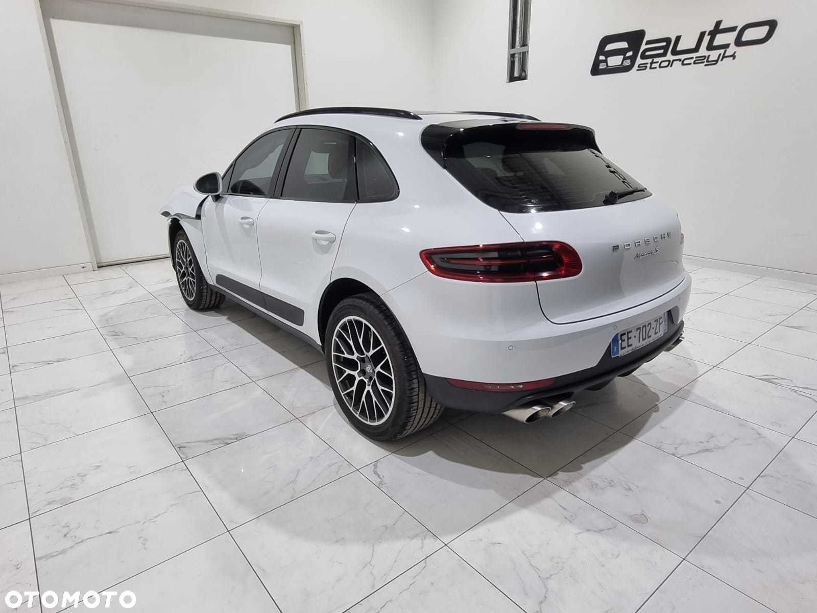 Porsche Macan - 1