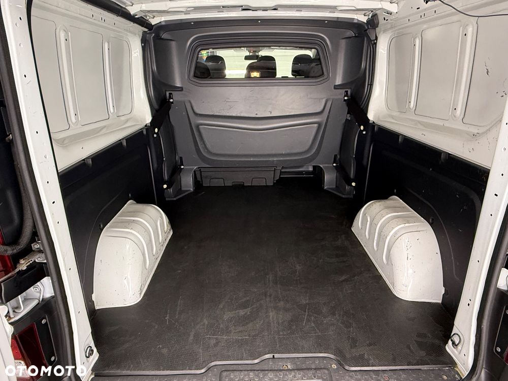 Renault Trafic - 27
