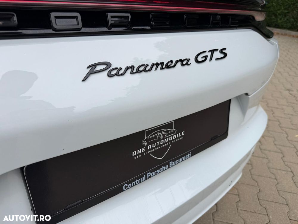 Porsche Panamera GTS - 32