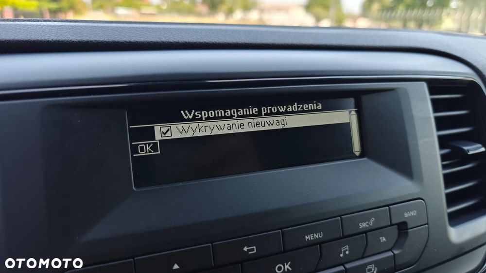 Opel Vivaro - 19